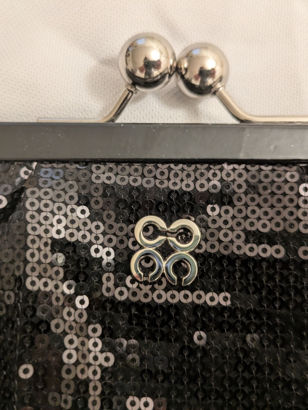 Coach Julia Sequin Kisslock Clutch - Limited Edition - Black Sequin - Picture 5 of 9